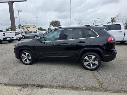 Certified 2021 Jeep Cherokee Limited w/ Elite Package image 9