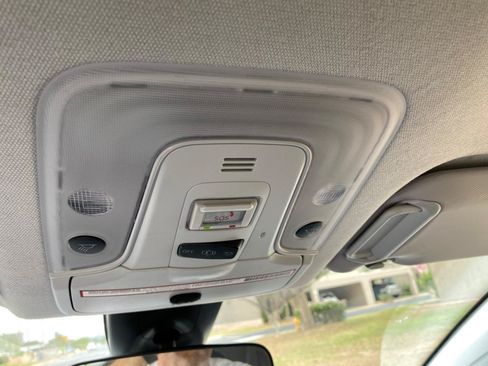 Used 2022 Toyota Prius LE FWD image 63