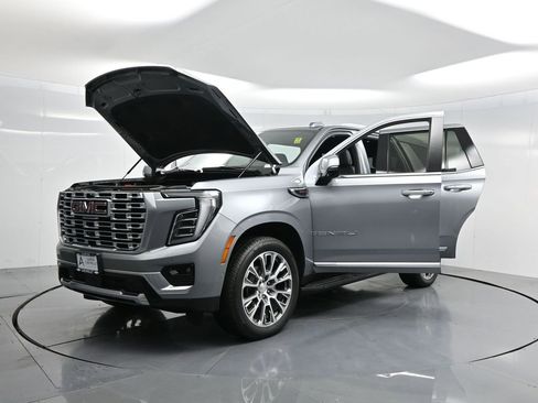 Used 2025 GMC Yukon Denali image 51