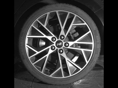 Used 2022 Hyundai Elantra N FWD image 11