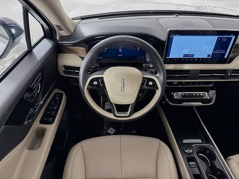 New 2026 Lincoln Corsair Grand Touring AWD/4WD image 25
