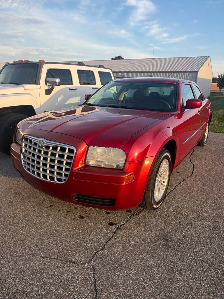 Used 2008 Chrysler 300 LX RWD image 1