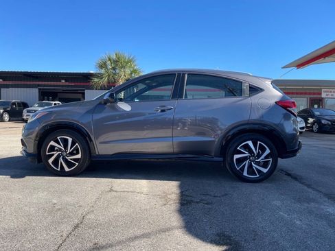 Used 2019 Honda HR-V Sport image 8