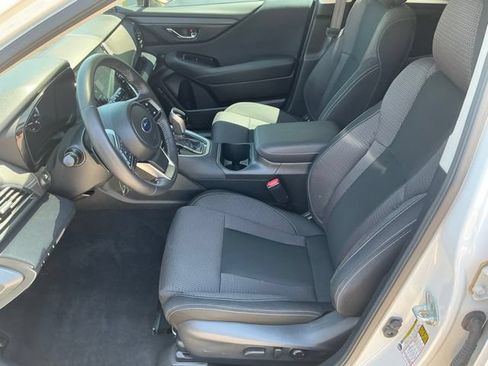 Used 2024 Subaru Outback Premium w/ Popular Package #1A AWD/4WD image 12