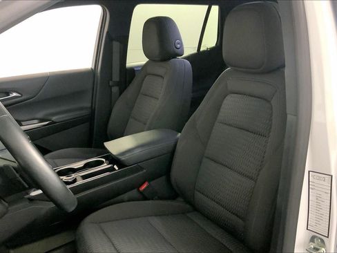 Used 2026 Chevrolet Equinox LT FWD image 22