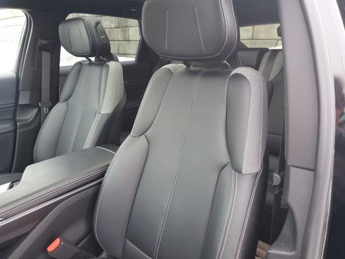 Used 2024 Cadillac Lyriq Tech w/ Driver Assist Package image 37