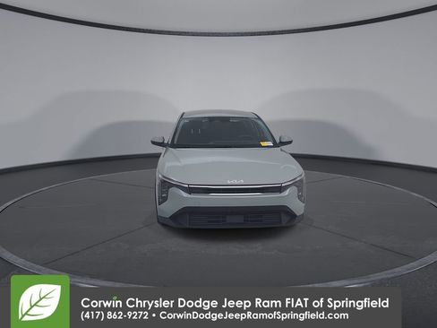 Used 2025 Kia K4 FWD image 6