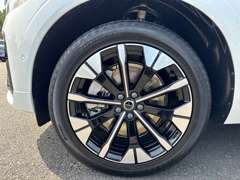 New 2026 Volvo XC60 T8 Plus w/ Climate Package AWD/4WD image 28