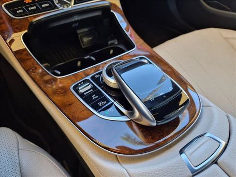Used 2020 Mercedes-Benz E 450 4MATIC Sedan image 14