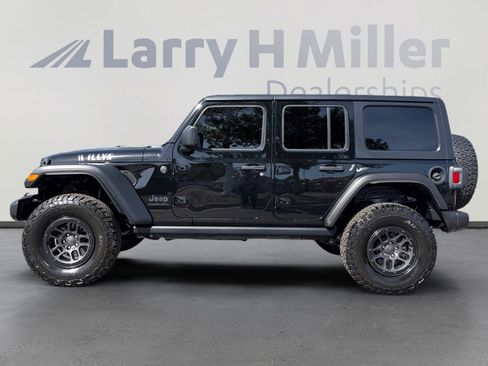 Used 2023 Jeep Wrangler Unlimited Sport AWD/4WD image 2