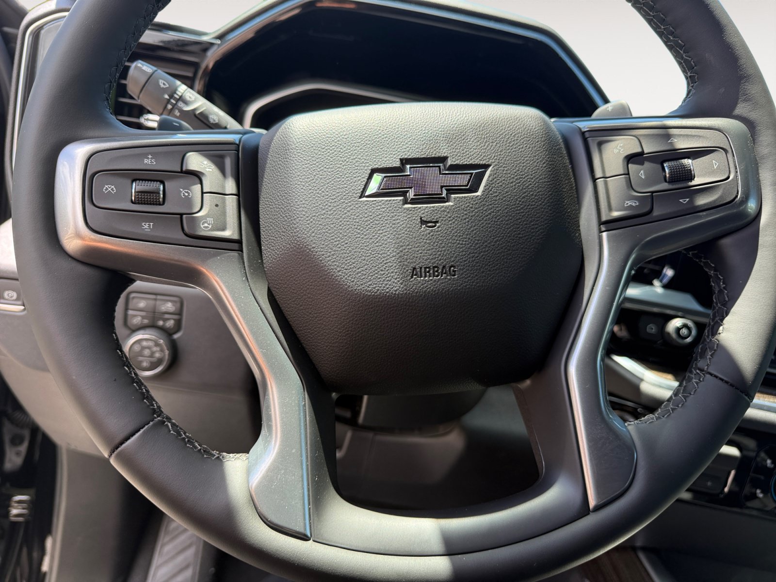 New 2026 Chevrolet Silverado 1500 RST w/ Safety Package AWD/4WD image 8