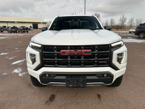 Used 2023 GMC Canyon AT4 image 35