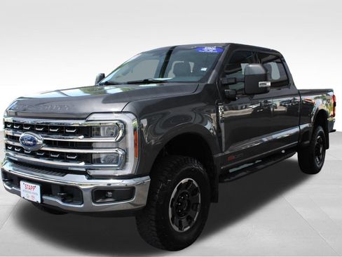 Used 2023 Ford F350 Lariat w/ Tremor Off-Road Package AWD/4WD image 10