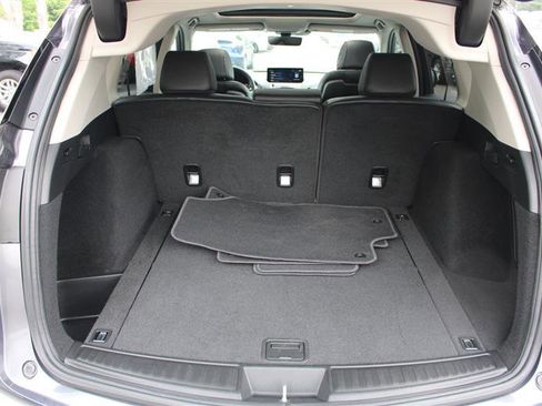 Used 2021 Acura RDX SH AWD w/Tech 4dr SUV w/Techno image 17