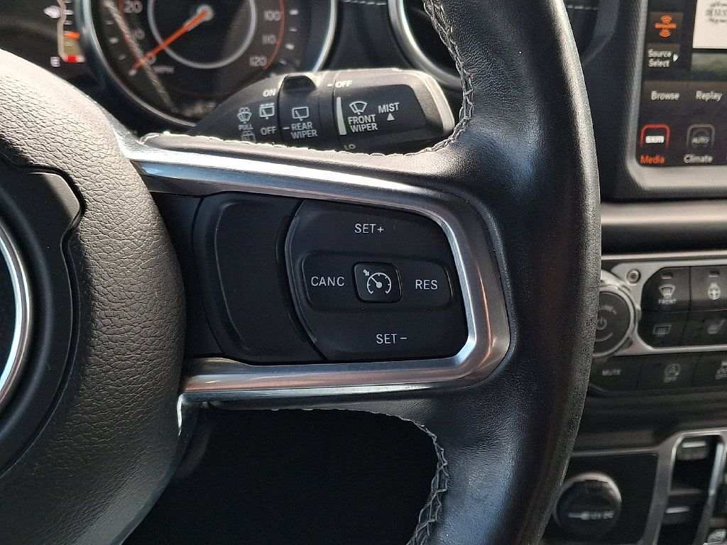 Used 2020 Jeep Wrangler Unlimited Sahara AWD/4WD image 20