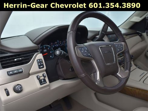 Used 2020 GMC Yukon Denali w/ Denali Ultimate Package image 5