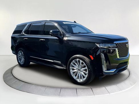 Certified 2023 Cadillac Escalade Premium Luxury AWD/4WD image 8