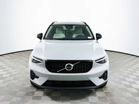 New 2026 Volvo XC40 B5 Plus w/ Protection Package Premier image 2