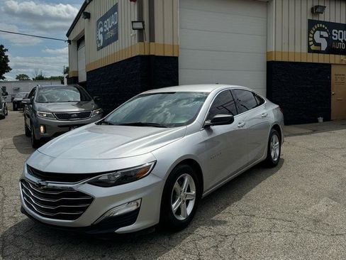 Used 2021 Chevrolet Malibu LS image 1