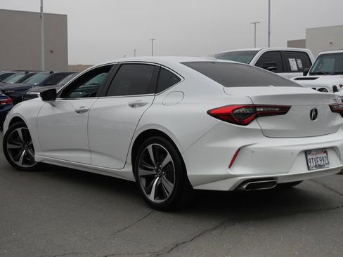 Certified 2025 Acura TLX w/ Technology Package image 9