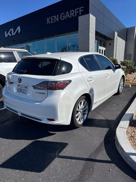 Used 2012 Lexus CT 200h Premium w/ Premium Audio Pkg FWD image 2