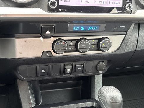 Used 2021 Toyota Tacoma SR5 RWD image 20
