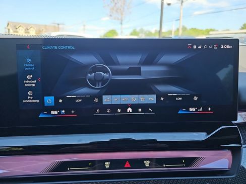 New 2026 BMW M5 Touring AWD/4WD image 14