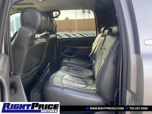 Used 2004 Chevrolet Avalanche Z71 w/ Sun And Sound Package image 16