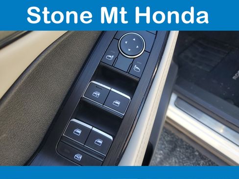 Used 2023 Nissan Rogue SL w/ SL Premium Package FWD image 22