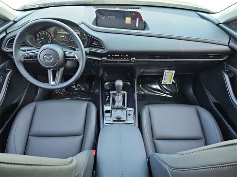 New 2025 MAZDA CX-30 AWD 2.5 S w/ Select Sport Pkg image 9