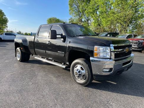 Used 2014 Chevrolet Silverado 3500 LTZ w/ LTZ Plus Package AWD/4WD image 2