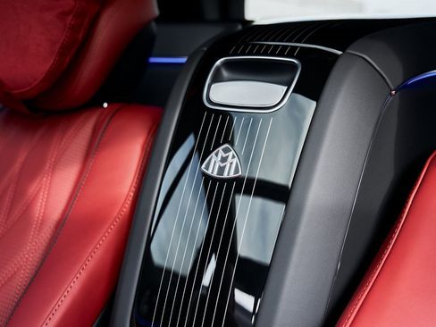 Used 2026 Mercedes-Benz Maybach GLS 600 4MATIC image 60