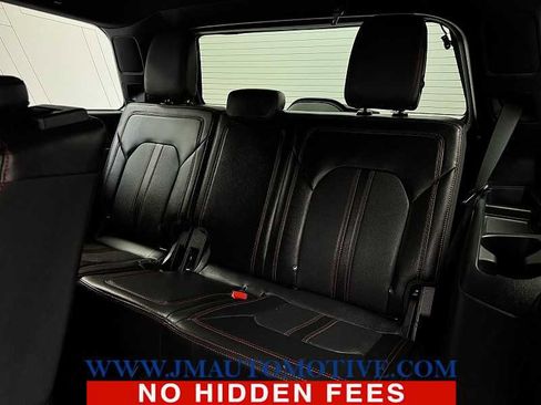Used 2023 Ford Expedition Limited AWD/4WD image 17