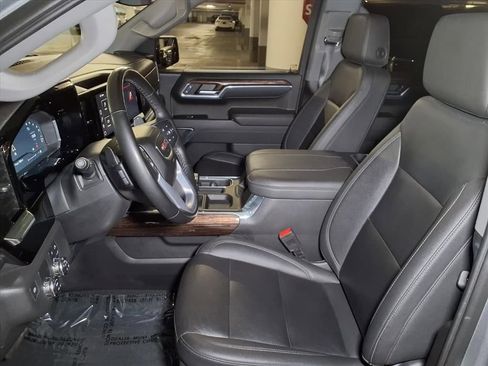 Used 2023 GMC Sierra 1500 Elevation w/ Elevation Premium Package image 17