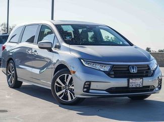 Certified 2023 Honda Odyssey Touring video 2
