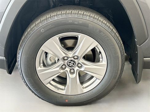 New 2025 Toyota RAV4 XLE image 8
