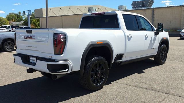 New 2026 GMC Sierra 2500 AT4 w/ AT4 Premium Plus Package AWD/4WD image 9