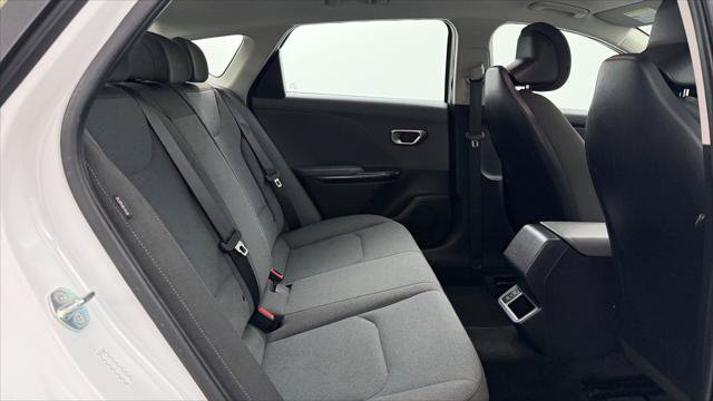 Used 2025 Kia K4 FWD image 19