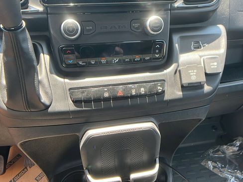 New 2025 RAM ProMaster 3500 w/ Premium Convenience Group image 26