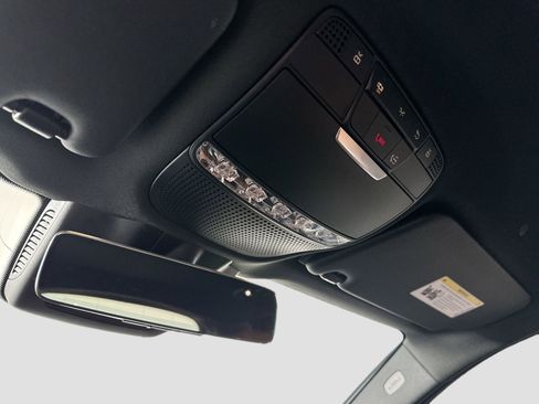 Used 2022 Mercedes-Benz GLC 300 GLC 300 image 18