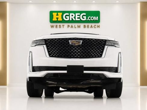 Used 2023 Cadillac Escalade Premium Luxury RWD image 7