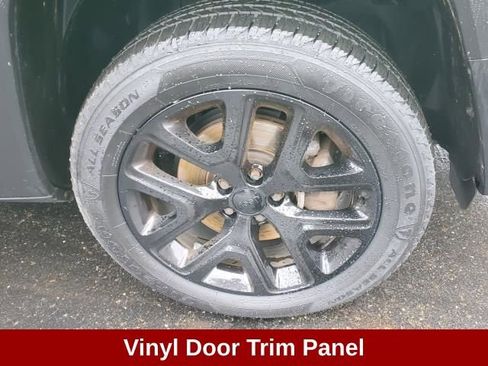 Used 2017 Jeep Renegade Altitude image 10