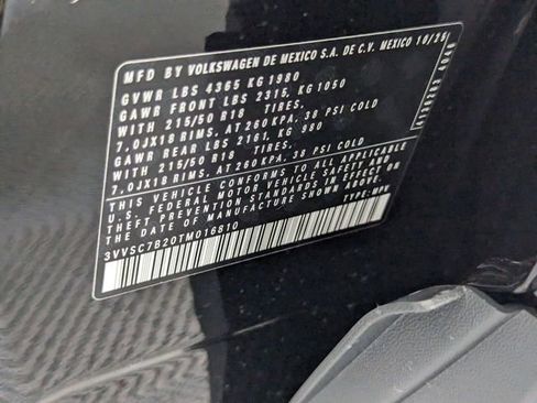 New 2026 Volkswagen Taos SE FWD image 13