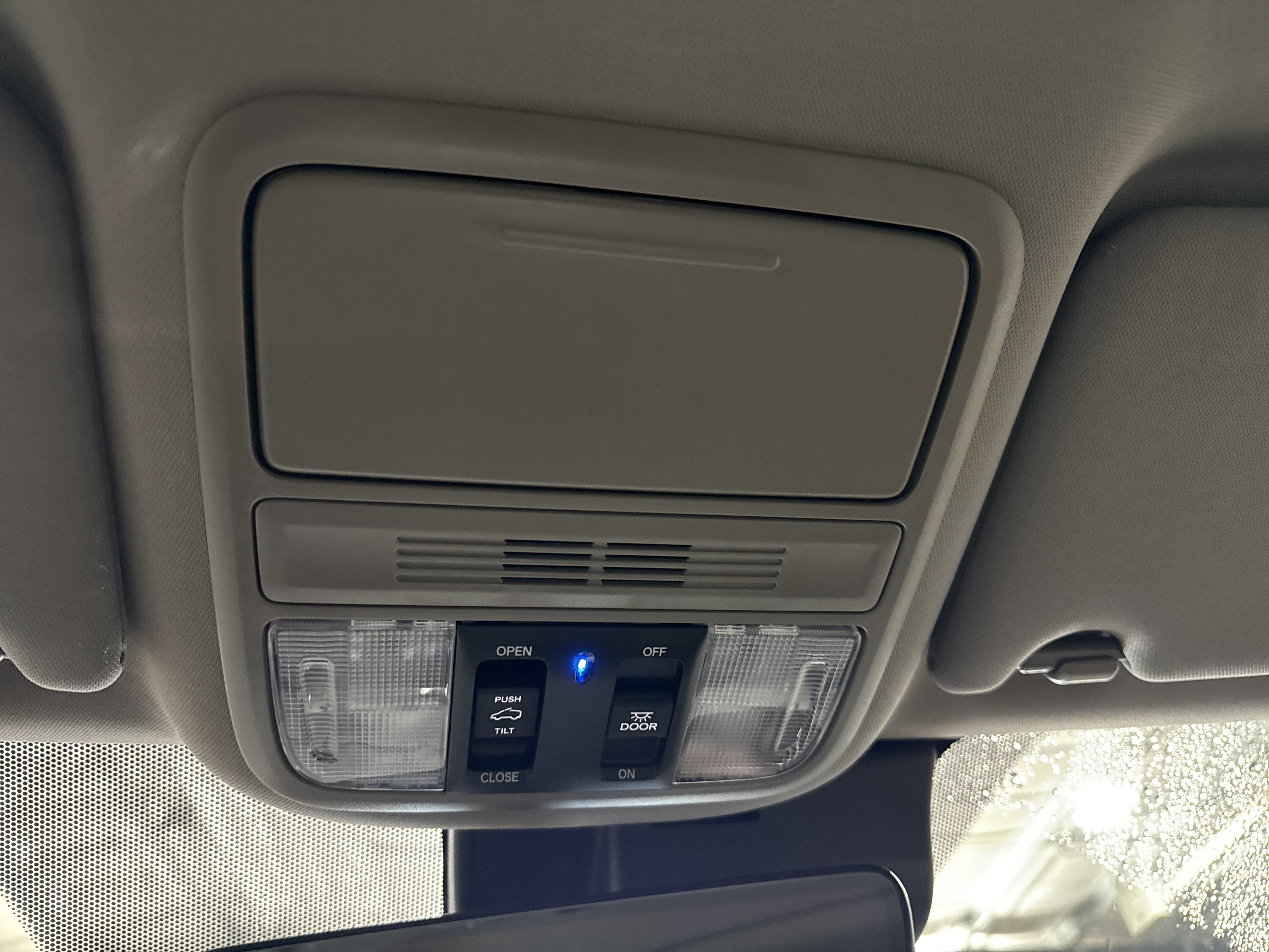 Used 2022 Honda Pilot Special Edition image 13