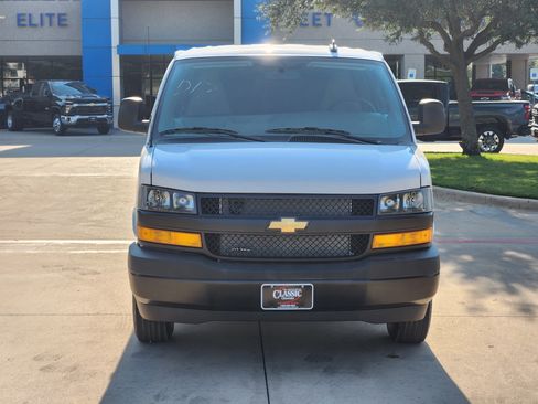 New 2025 Chevrolet Express 2500 w/ Safety Package image 9