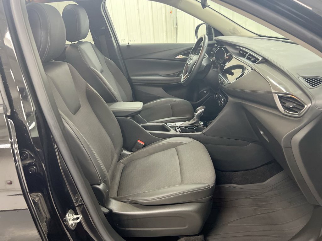 Used 2023 Buick Encore GX Select w/ Experience Buick Package FWD image 22