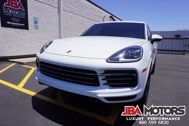 Used 2023 Porsche Cayenne AWD/4WD image 46