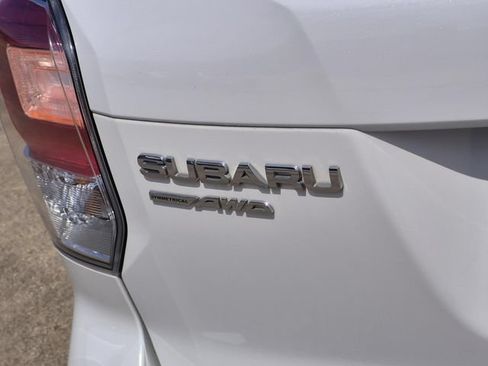 Used 2017 Subaru Forester 2.5i w/ Alloy Wheel Package AWD/4WD image 8