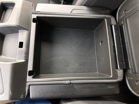 Used 2022 Chevrolet Silverado 1500 LT image 20