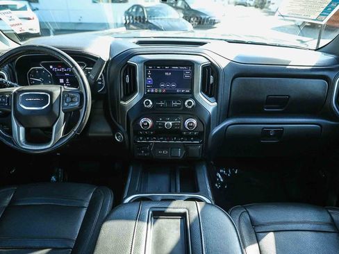 Used 2022 GMC Sierra 3500 Denali w/ Denali Ultimate Package image 21